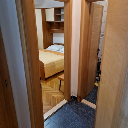 House Roza 3*