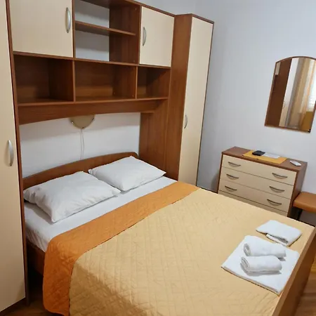 House Roza 3* Tucepi