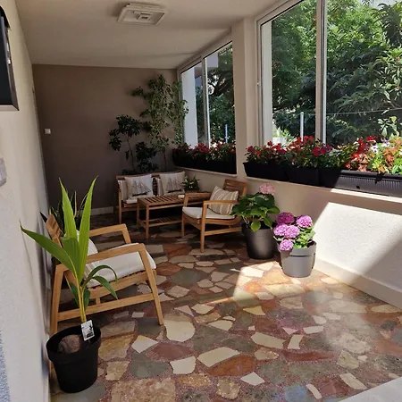 House Roza Tucepi