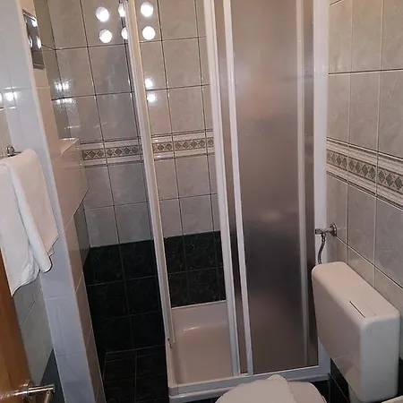 House Roza Tucepi