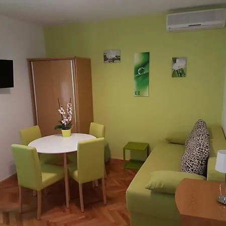 Guest house House Roza