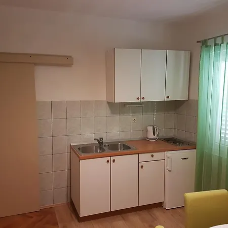 Guest house House Roza