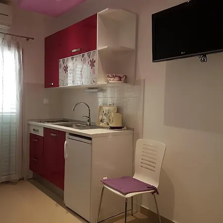 House Roza Tucepi