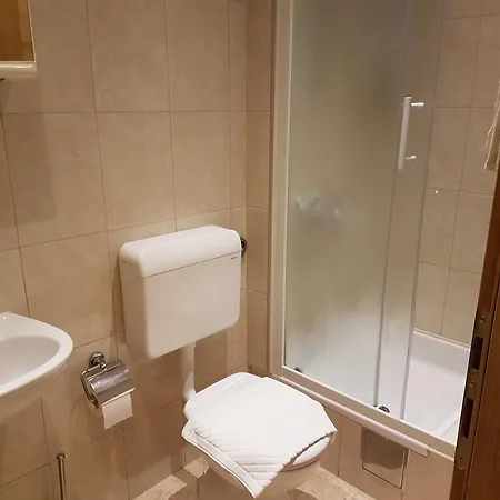 Konukevi House Roza 3*