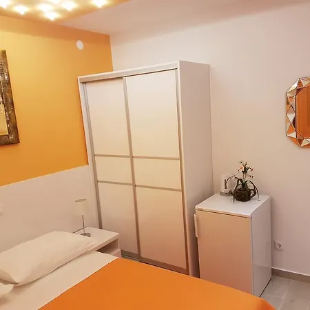 House Roza Tucepi