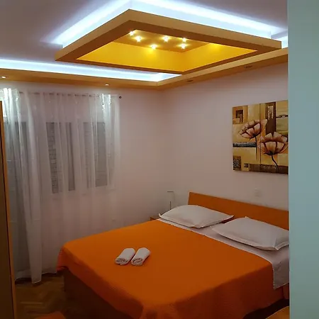 House Roza 3* Tucepi