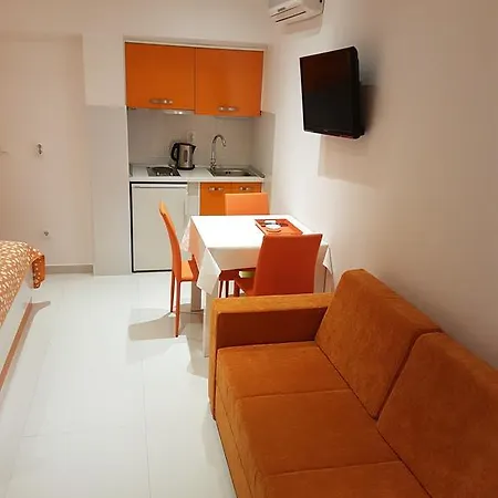 House Roza Guest house