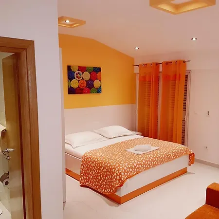 House Roza Guest house