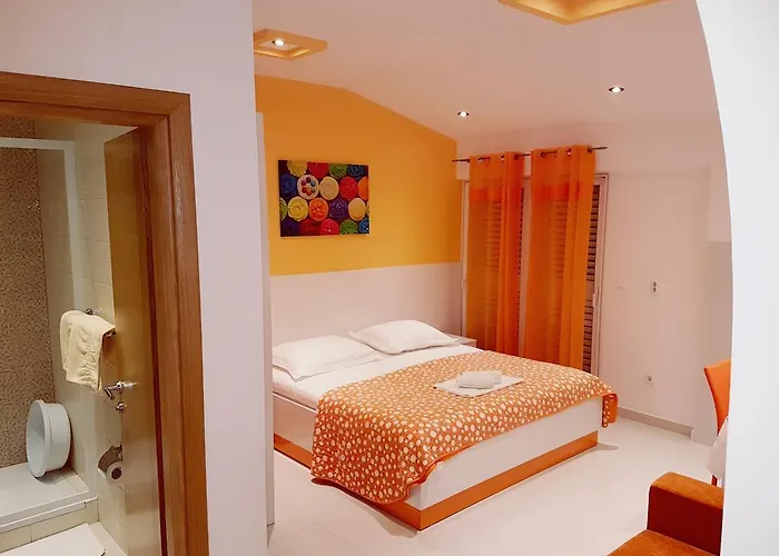 House Roza Pensionat