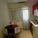 Pensjonat House Roza Tučepi