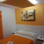 House Roza