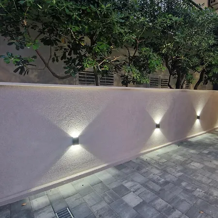 Πανσιόν House Roza 3*