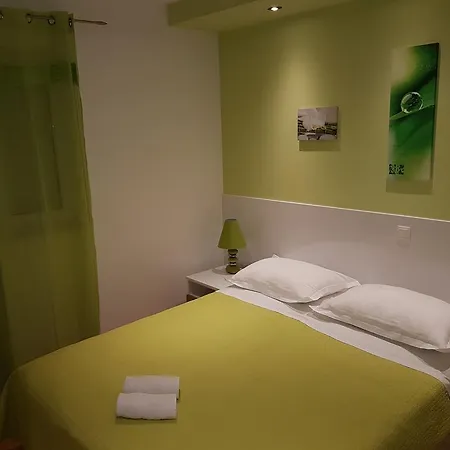 House Roza