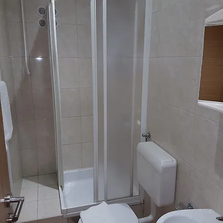 House Roza 3*