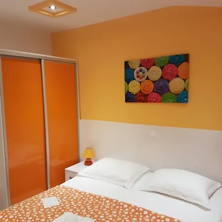 House Roza 3*